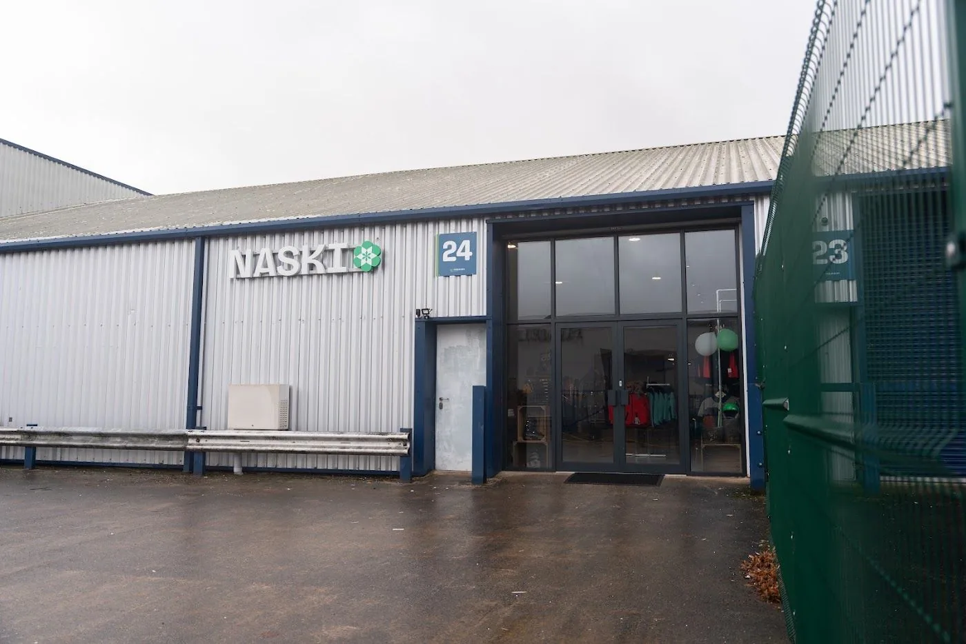 Naski Ski Shop, Shopfront & Signage