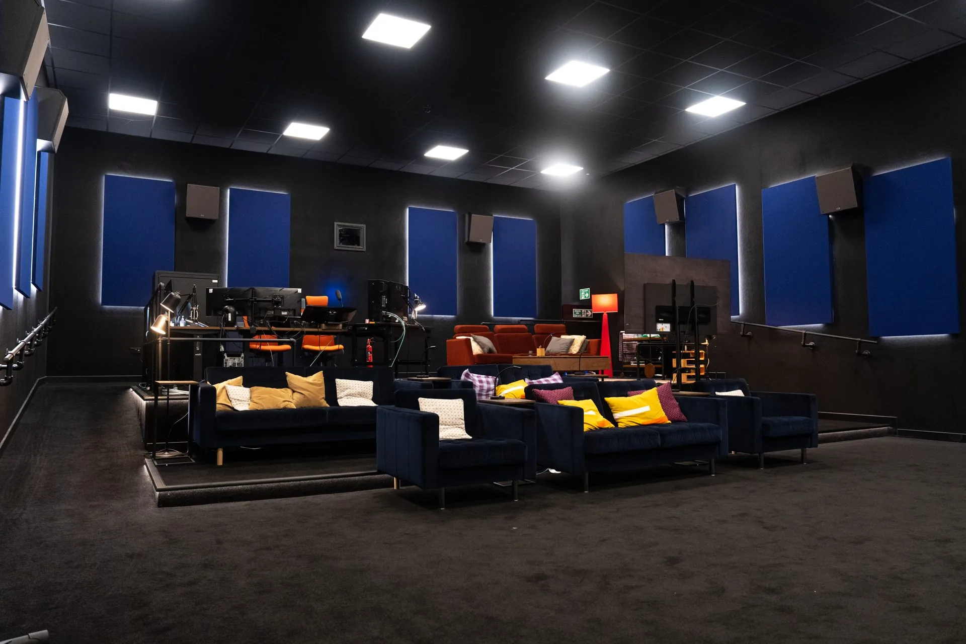 Acoustic wall panels and workstations in the completed Gelert studio