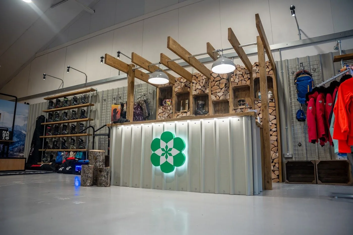 Naski Ski Shop, Illuminated Service Counter