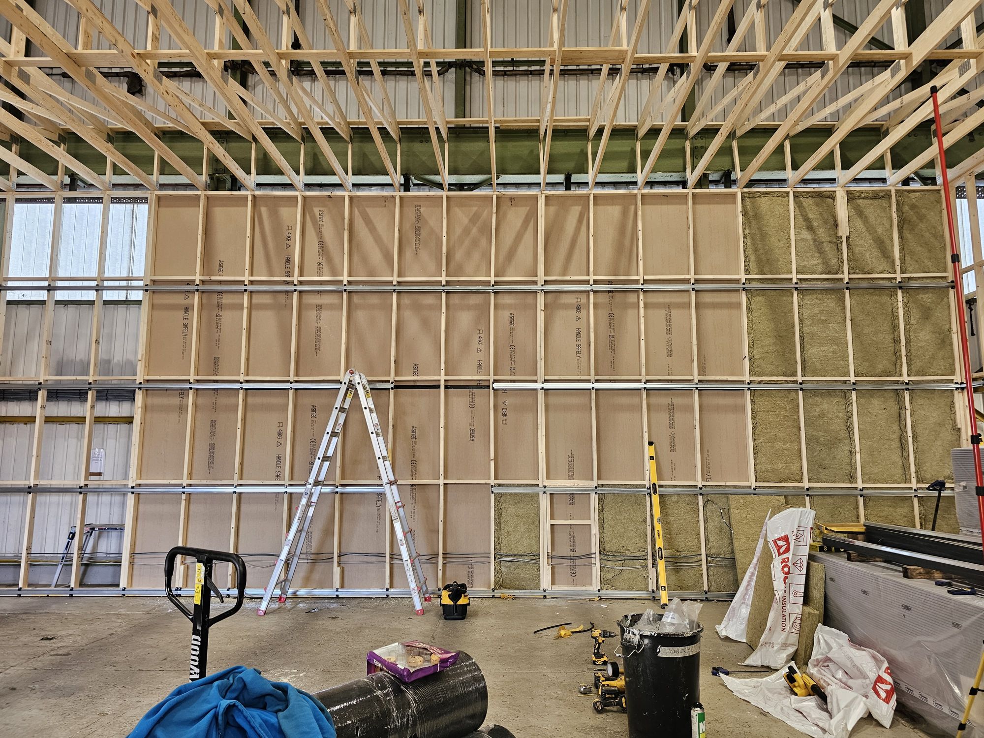 Gelert Studio, Acoustic Insulation
