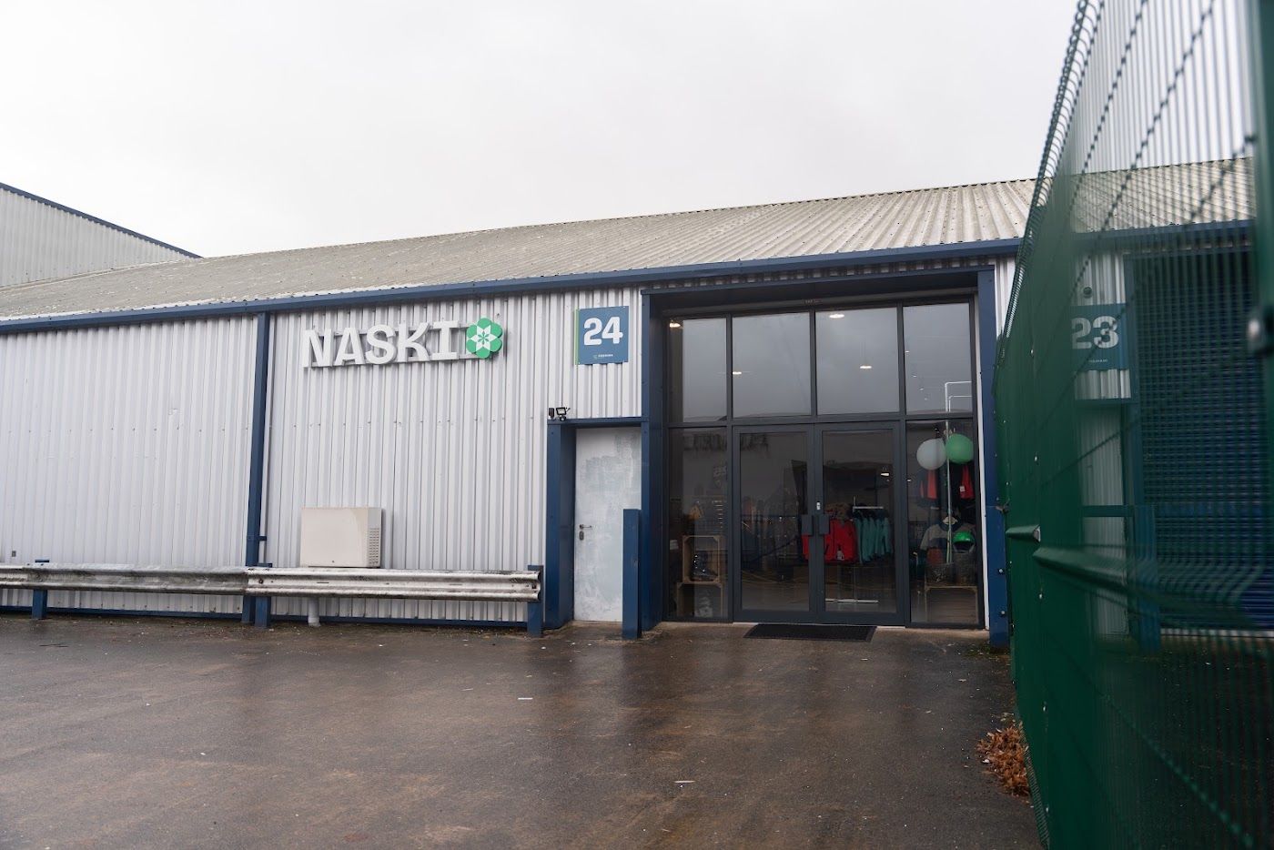 Naski Ski Shop, Shopfront & Signage