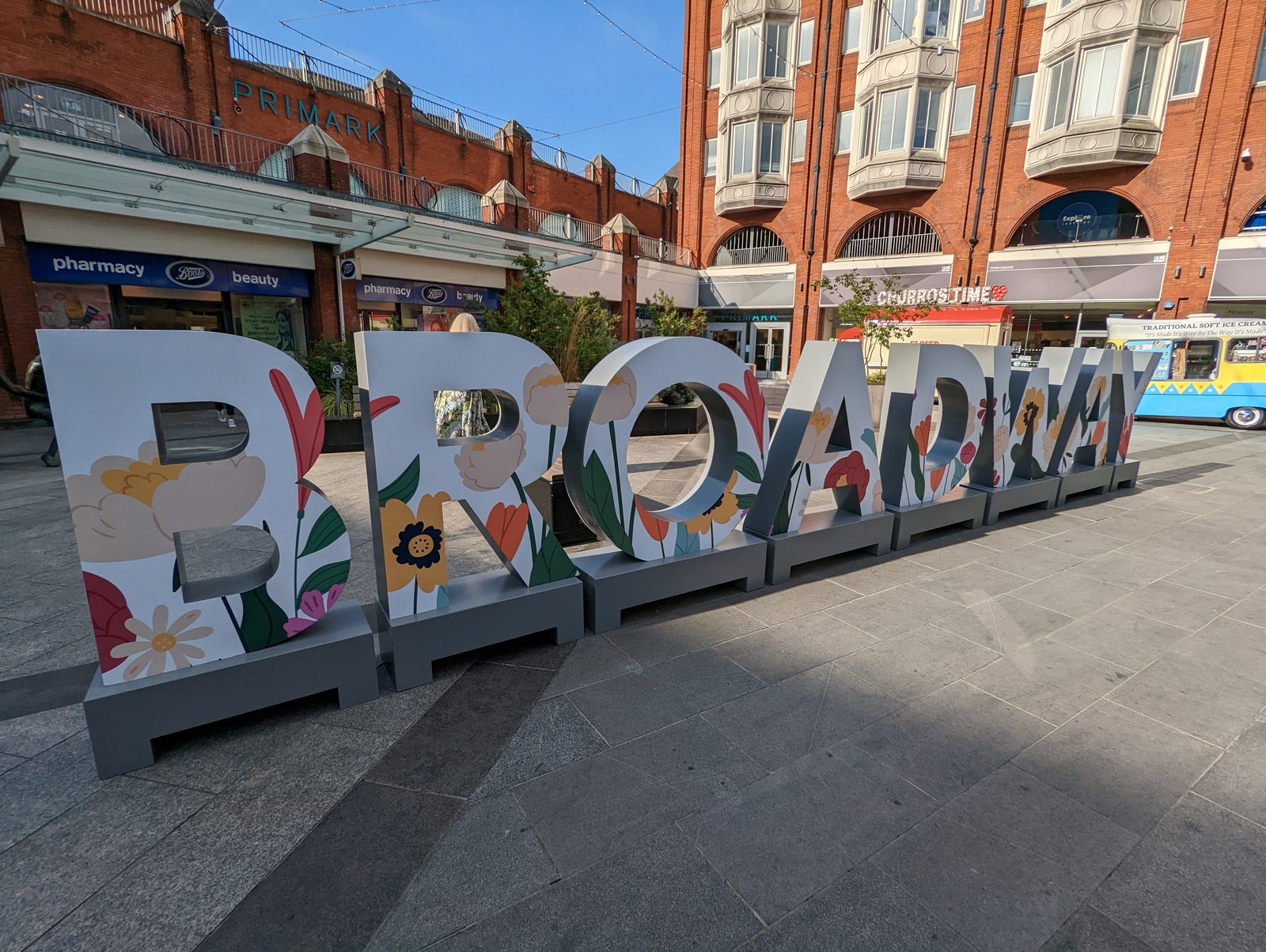 Broadway letters